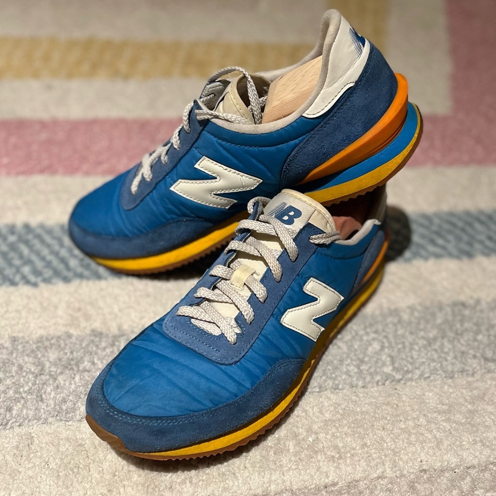 New Balance Mens 720 V1 Sneaker